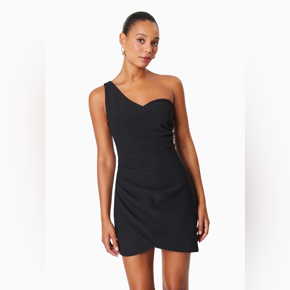 Elliatt Victoria Bodycon One Shoulder Mini Dress Asymmetrical Hem in Black Small - Picture 1 of 5